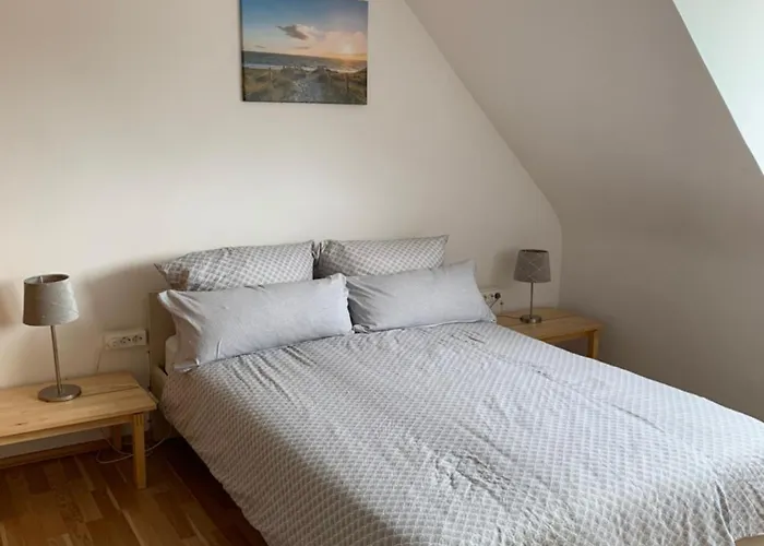 Ferienwohnung mit Garten in Köln